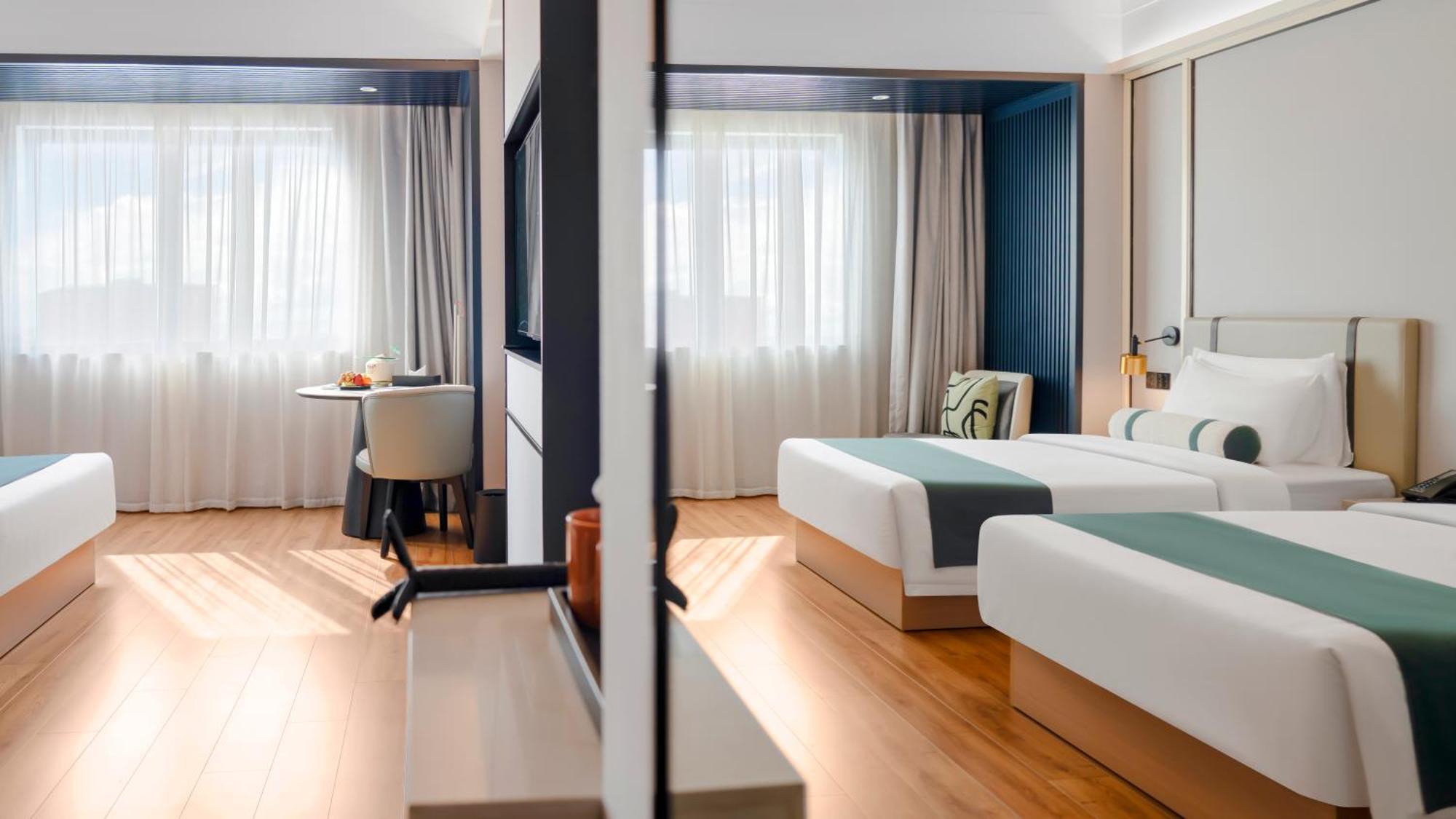 Maxx Phnom Penh Downtown By H World Hotel Exterior photo